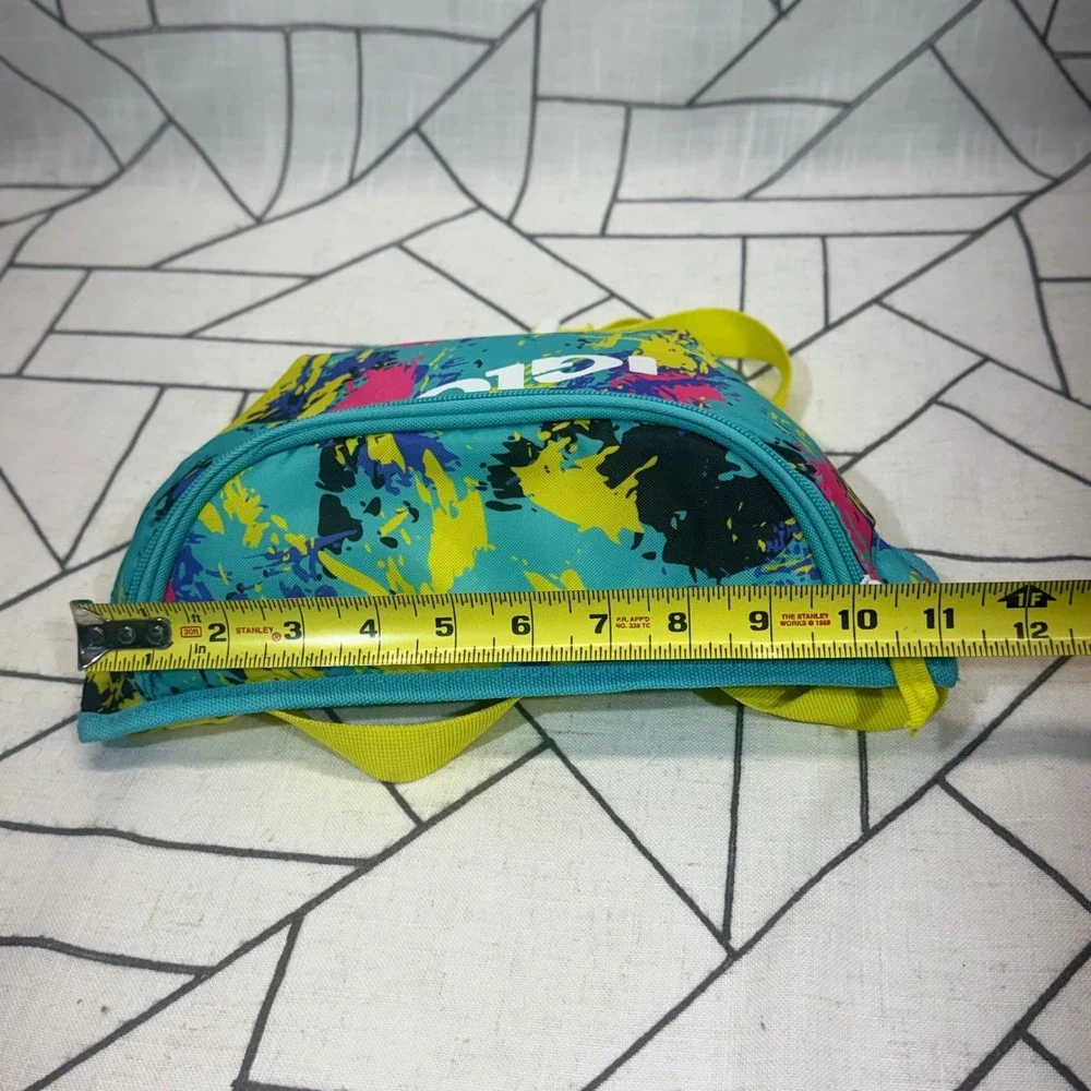 Igloo Insulated Fanny Pack OS Teal Retro Splash 90s Style Cooler Bag 00162514
